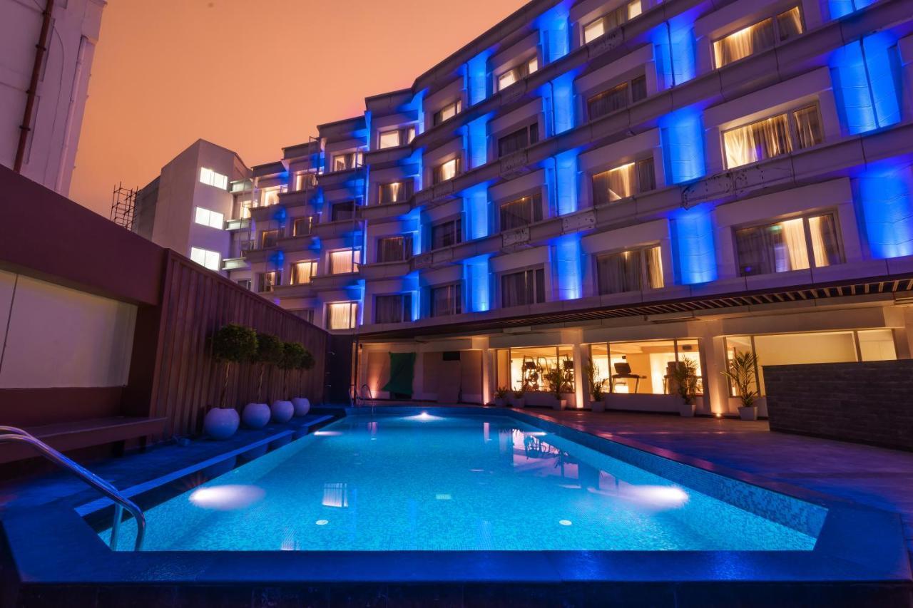 Pharos Hotels Chennai Bagian luar foto